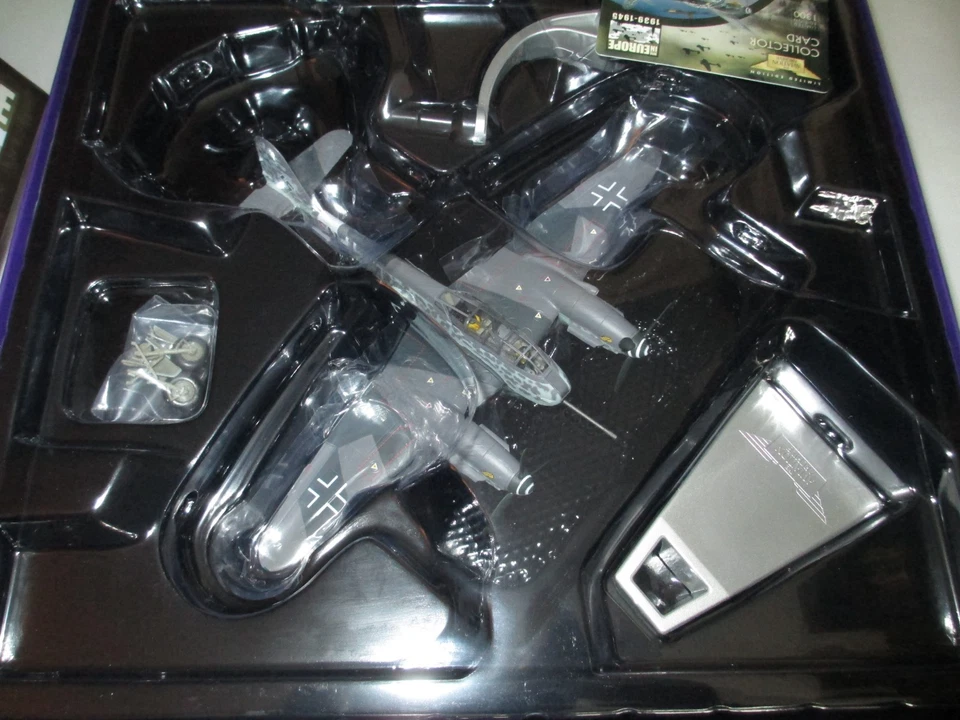 CORGI 1:72 MESSERSCHMITT ME 410A-1/U4 W.NR 3I+EN FRITZ STEHLE GERMANY 1944 - Image 2 of 4