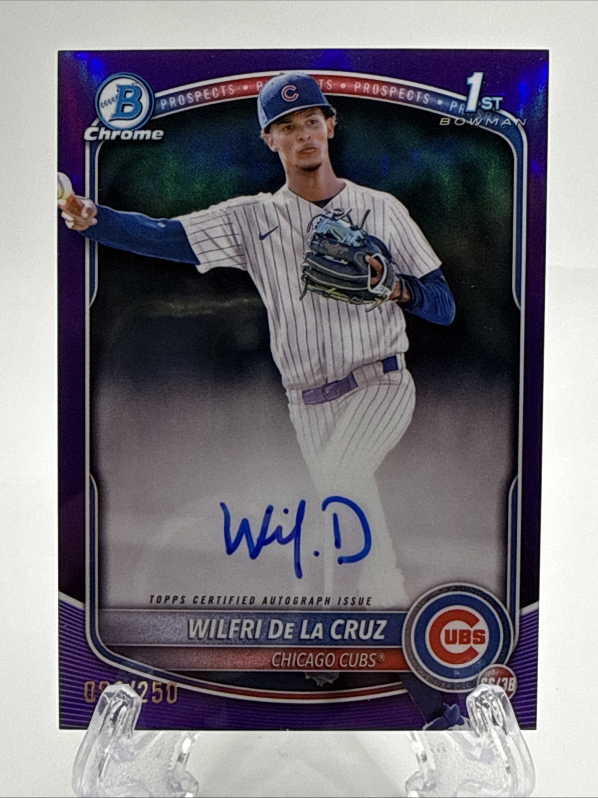 2025 Bowman Chrome Wilfri De La Cruz 1st Purple Refractor Auto #’d/250 Cubs!!!