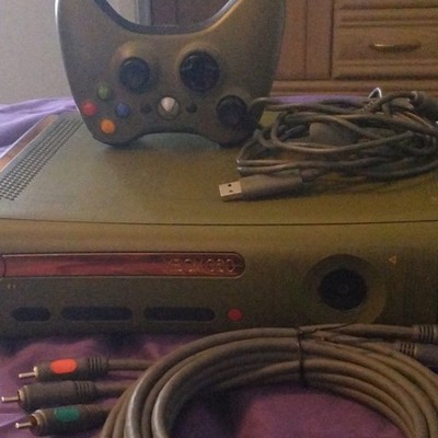 Microsoft Xbox 360 Halo 3 Special Edition Green 20GB w/ Controller