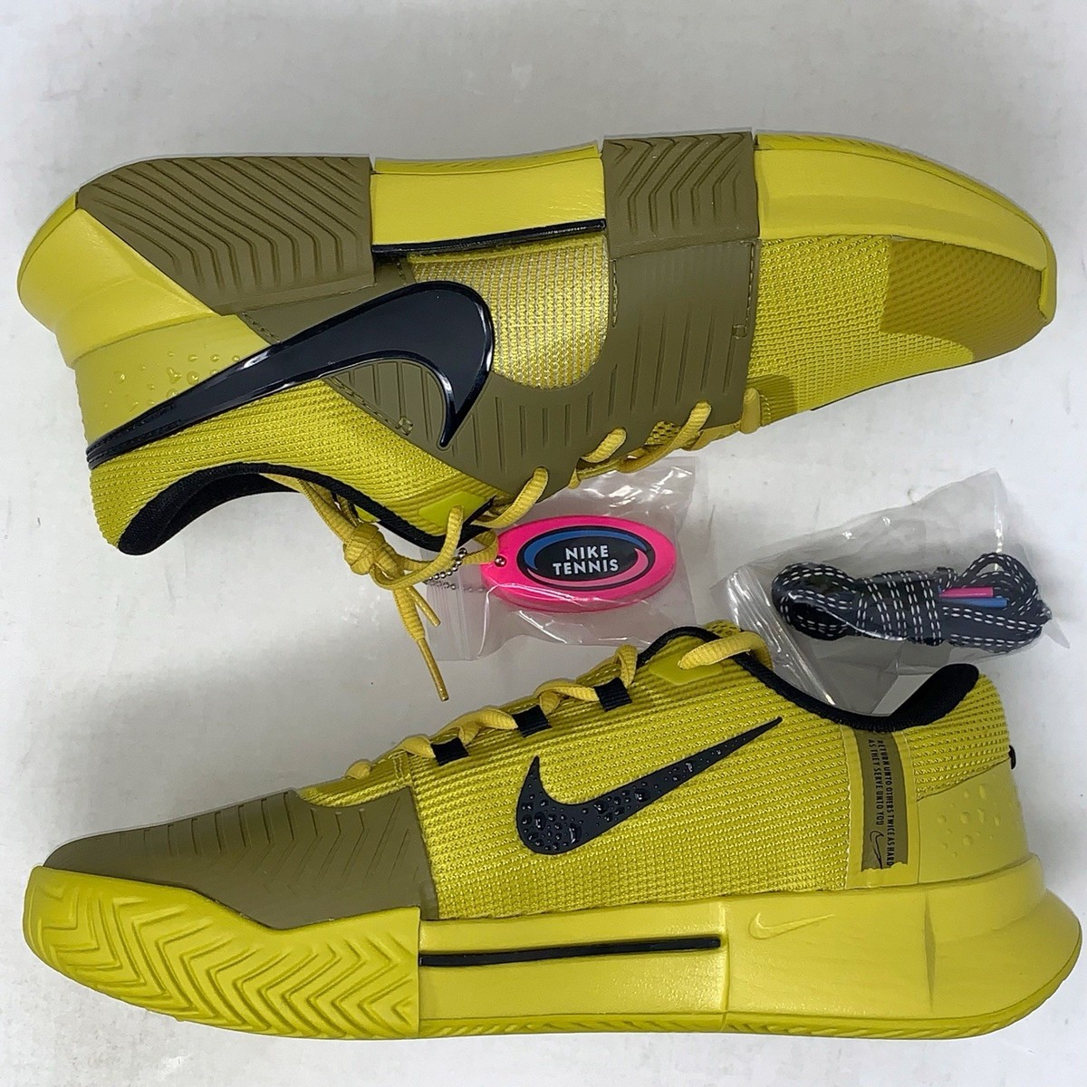 Nike Zoom GP Challenge 1.5 HC Yellow Tennis Sneakers, Size 10 BNIB