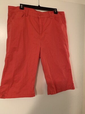 Bandolino Capri Pants Size 16
