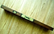 ANTIQUE  STANLEY  RULE & LEVEL CO.  WOOD & BRASS LEVEL 24"  Pat' 1894