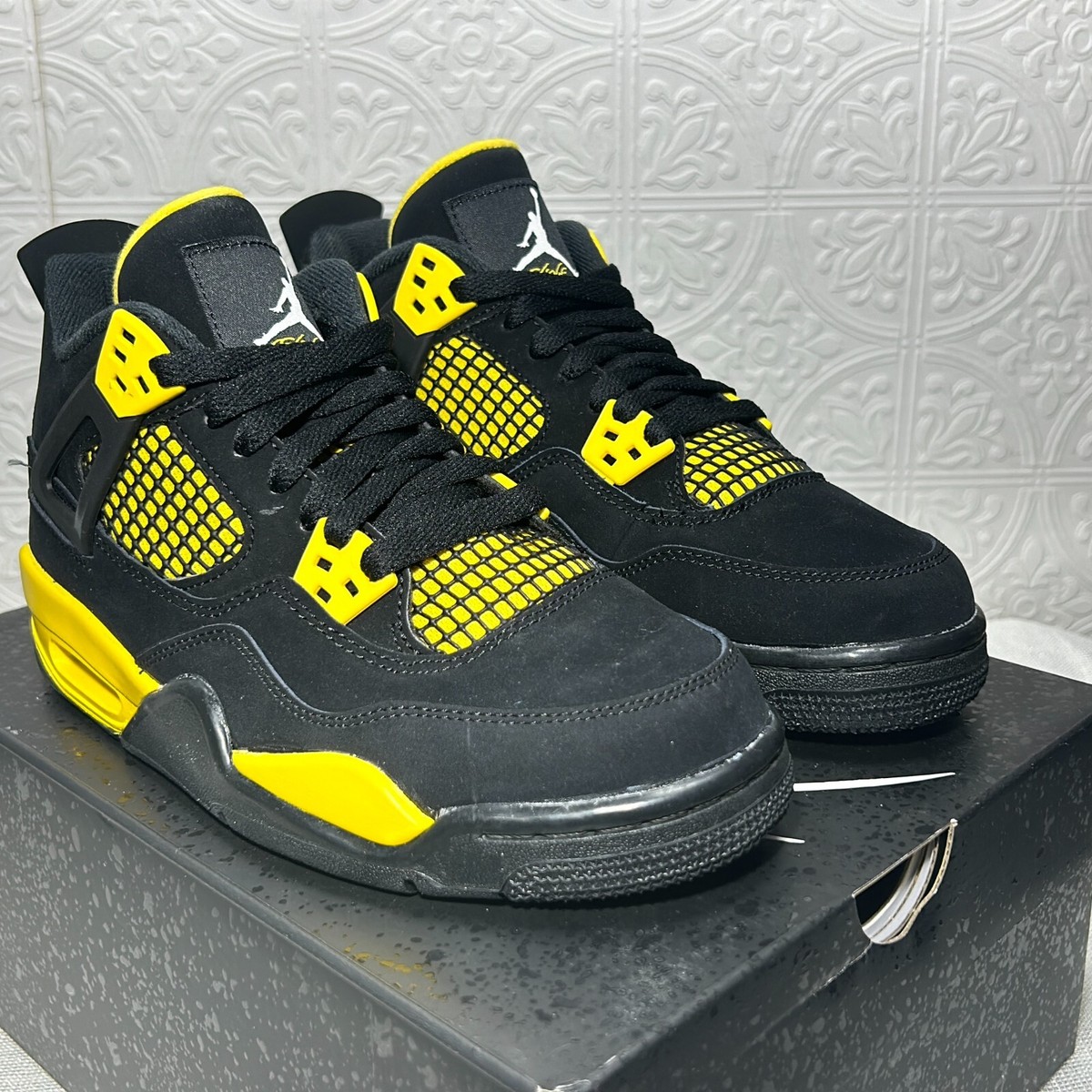 Nike Air Jordan 4 Retro Thunder 408452017 Black Yellow Shoes Size