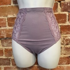 Rhonda Shear Lilac Purple Seamless Lace Trim Retro Style Brief Panty New