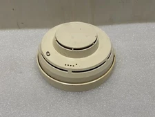 Cerberus Pyrotronics ILI-1 Ionization Smoke Detector WITH DB-3S BASE
