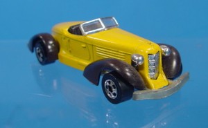 hot wheels auburn 852 yellow
