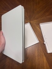 New Apple Magic Keyboard for iPad Pro 13 inch M4 US English White