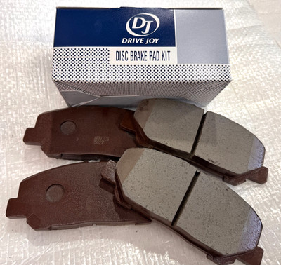 TOYOTA Prius c Aqua Front Brake Pads NHP10 Genuine Drive Joy NEW Japan