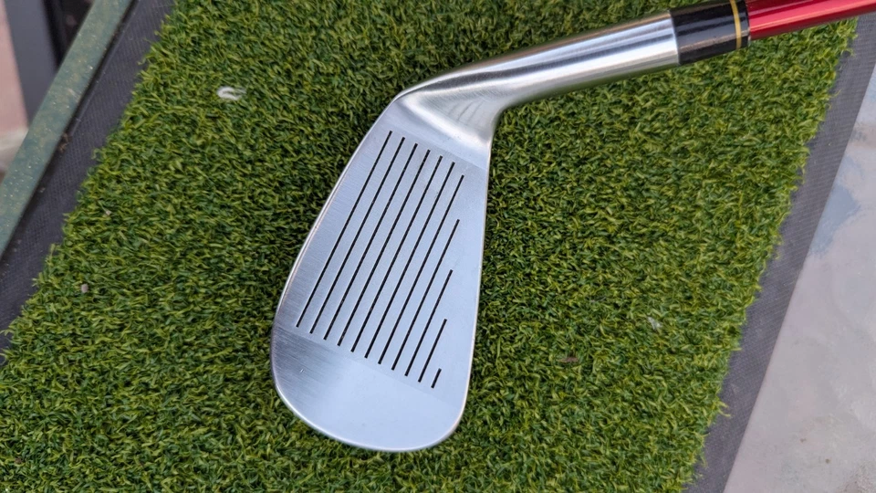 KZG Forged Left Handed Graphite Shaft 7 Iron -  mint - new grip - Image 3 of 4