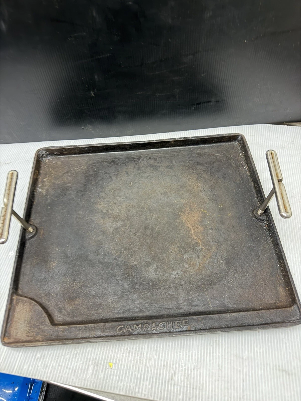 CAMP CHEF CAST IRON REVERSIBLE GRILL AND GRIDDLE 16X14 STOVE OR CAMPFIRE TOP