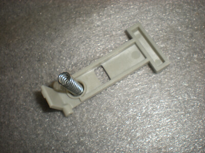 Kenmore DC5070 500 Series Canister Vaccum Power Head Brush Plastic Latch Clip