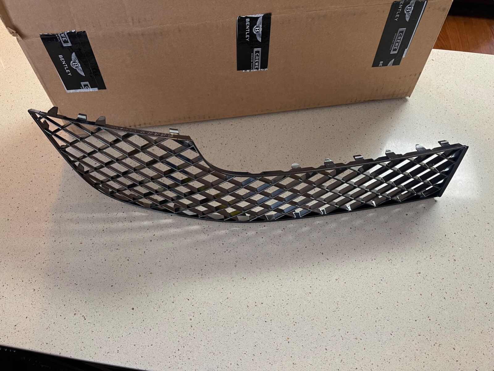 12-13 Bentley Continental GT GTC Front Bumper Dark Chrome Right CenterGrille OEM