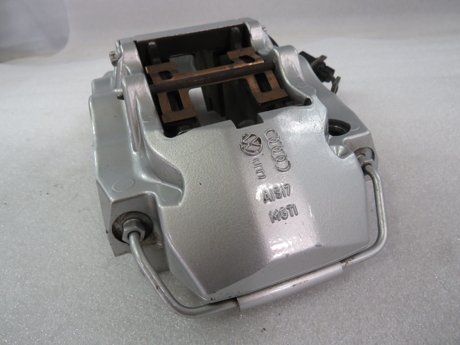 Lamborghini Gallardo, LH, Front Brake Caliper, Dmg, Used, P/N 400615105AA