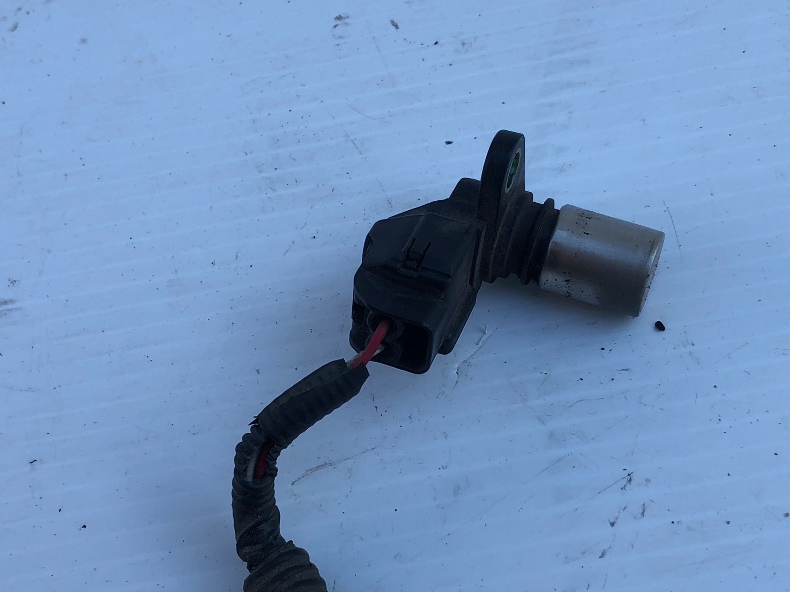 2002 2010 Volvo C70 XC90 Crankshaft Position Sensor Unit P/N 8627355