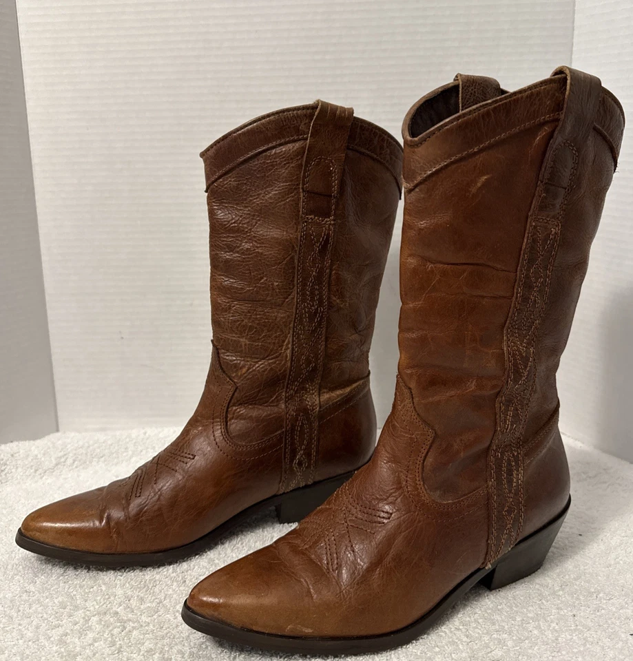 Botas bordadas de cuero marrón occidental ALDO para mujer talla 7 Foto 3 de 4