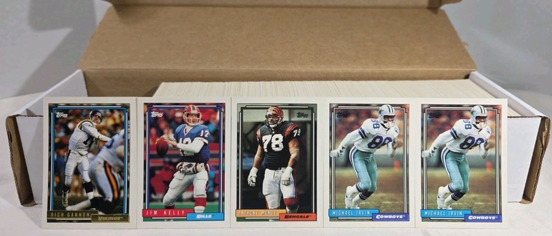 1992 Topps Football Set Builder Bulk Lot Of 644 Cards W/ Duplicates