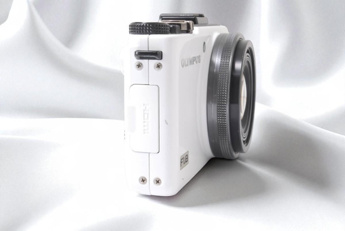 N Mint] Olympus XZ-1 White 10.0MP F1.8 Digital Camera w/Battery