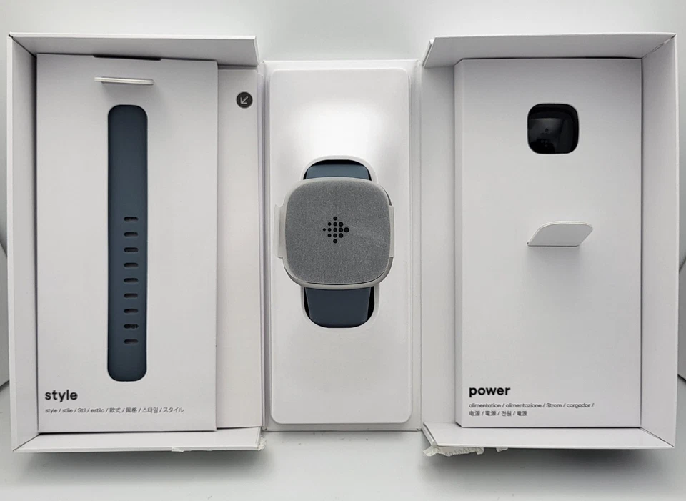 Fitbit Versa 4 Smartwatch Platinum Aluminum/Waterfall Blue Band - New Open Box - Image 2 of 4