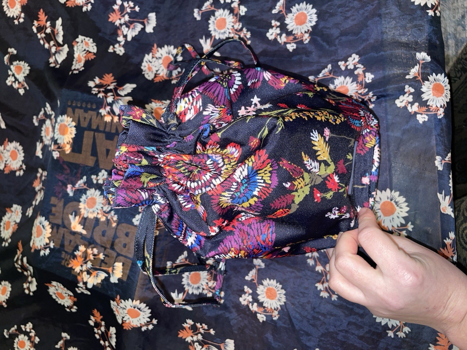 Two Vera Bradley Plastic Lined Drawstring Bags - image 8