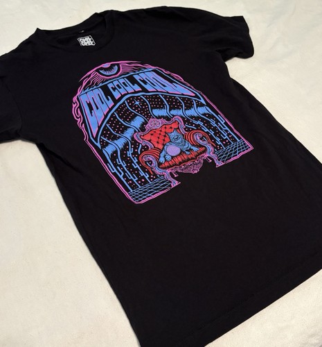 Cool Cool Cool Big Cat T-Shirt - Womans Small - Psychedelic Trippy