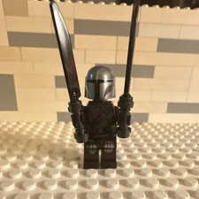 LEGO Star Wars Mandalorian Minifigure Helmet Swords Black Armor