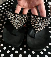Yellow Box Women's Flower Wedge Sandal Rhinestone Sparkle Beaded Flip Flops 9/10