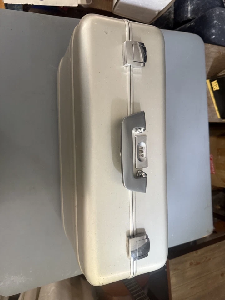 Vintage Zero Halliburton Aluminum20x13x7 Camera Case No Lining/Foam Circa 70s - Image 2 of 4