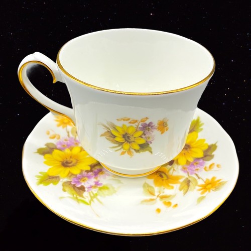 Vintage Royal Winchester England Bone China Tea Cup Saucer Yellow Flower 3”W - Picture 5 of 6