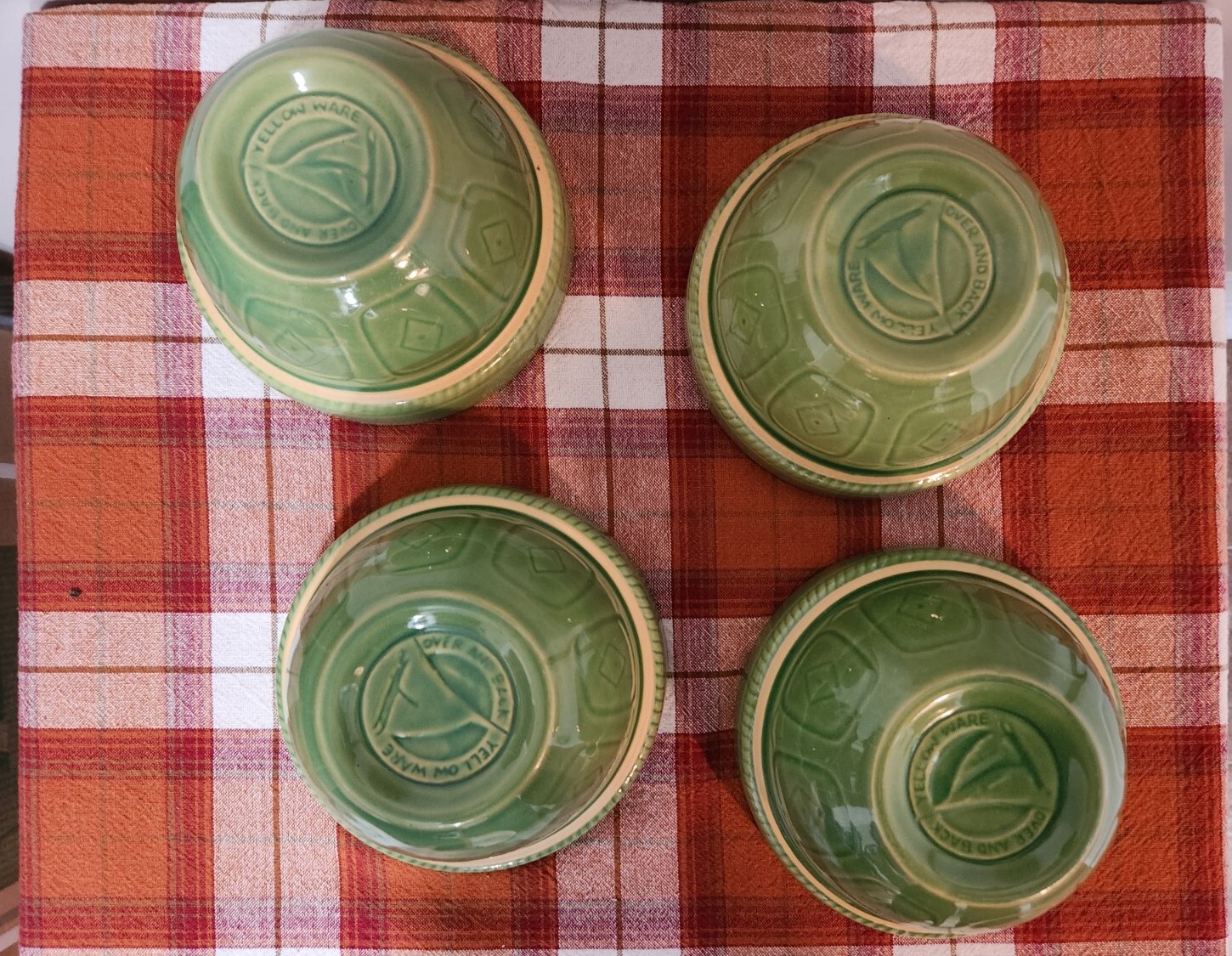 Vintage Set Of 4 Over and Back Yellow Ware 6" Bowls Embossed Green Farmhouse eBay