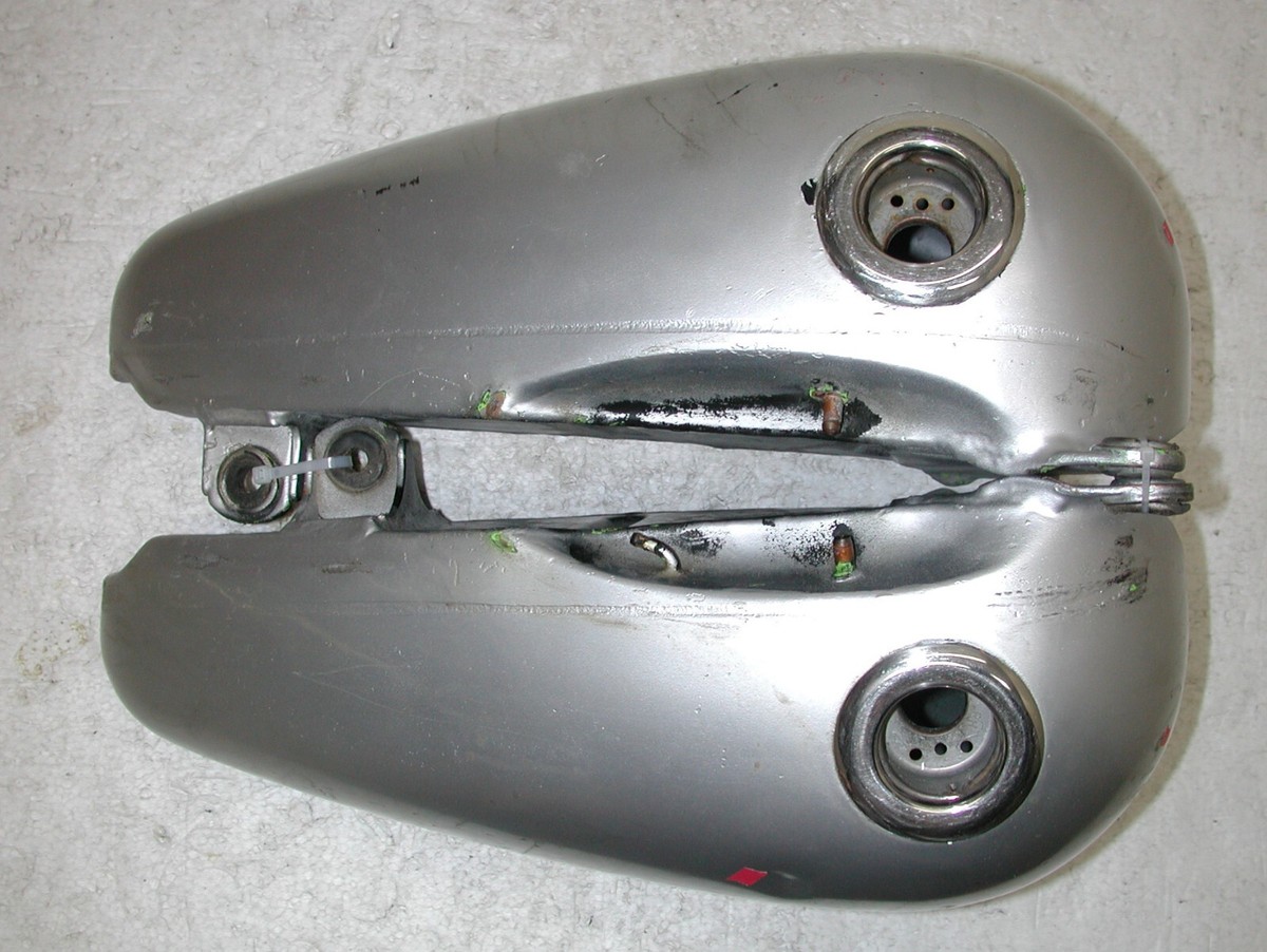 HARLEY DAVIDSON Softail Heritage 1984-1999 OEM 4.2 Gal Split Fuel