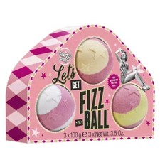 New SOAP  GLORY Let  s Get FIZZ-A-BALL Gift Set  3 BATH BALLS