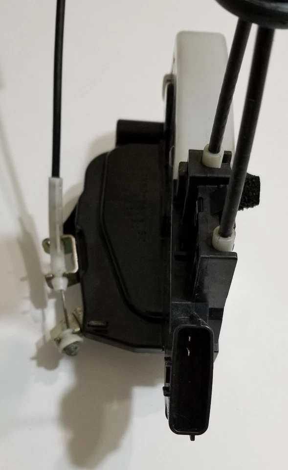 GARANTÍA DE POR VIDA 2008 a 2013 Actuador de cerradura de puerta genuino Nissan Rogue delantero derecho Foto 4 de 4