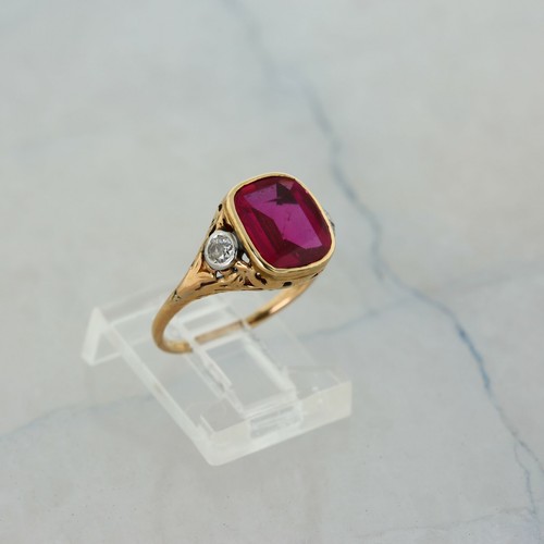 Vintage 14K Yellow Gold Ruby Stone (lab created), Diam. Ring Size 6 ...