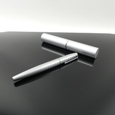 edler Edelstahl F&uuml;ller schwere Ausf&uuml;hrung mi Etui Lanvin