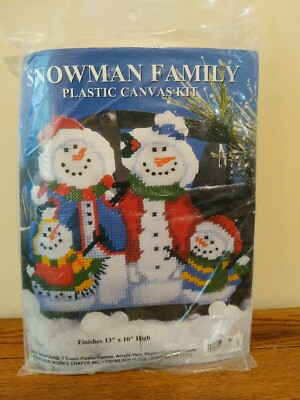 Plastic Canvas Kit #1468 SNOWMAN FAMILY~ Design Works Crafts - NEW NOS