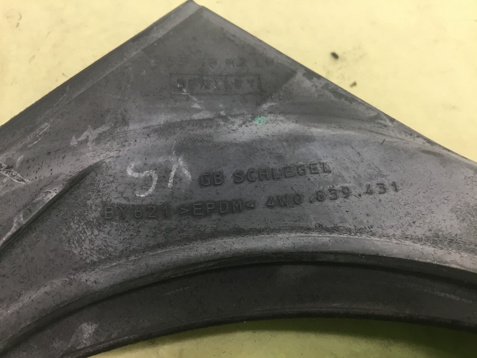 Bentley Flying Spur W12 Rear Left Door Window Weather Strip Seal Rubber 13-18 :Y