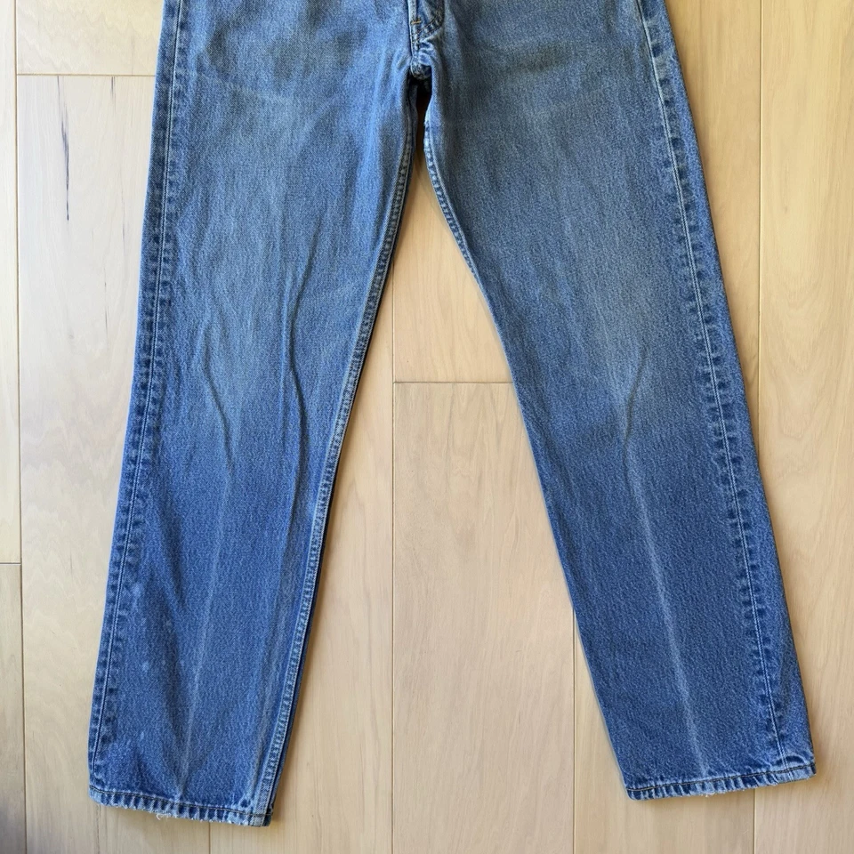 Vintage Levis 501 Jeans 29 Blue Faded Straight Leg Denim Workwear Non Selvedge - Image 4 of 4