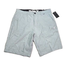 Hurley Hybrid Walk Shorts Cilantro Green Mens Size 32 Chino 9.5” Inseam NWT $60