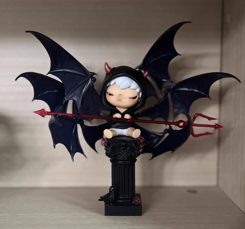 POP MART Hirono Devil Ver Customizable Action Figure DIY POP MART Hirono Devil Ver Customizable Action Figure DIY
