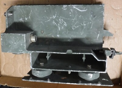 HUMVEE MT-6353/VRC SINCGARS AMP MOUNT FREE SHIPPING | eBay