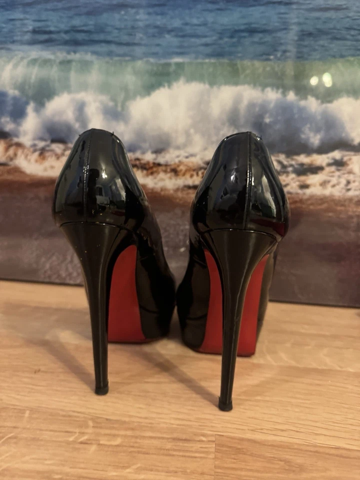 Женские туфли на каблуке Christian Louboutin черные - Изображение 4 из 4