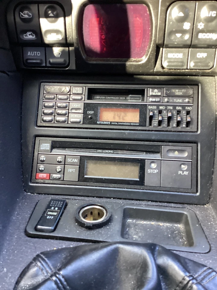 Radio sigilosa Mitsubishi 3000gt/Dodge 91-93  Foto 3 de 3
