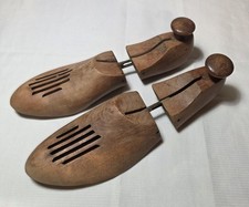 Pair of Vintage 1960's Wooden Shoe Tree/Stretchers 4/8 USA