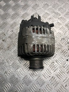 Volkswagen Golf V 2006 Lichtmaschine 06F903023C Diesel 103kW DRA73677