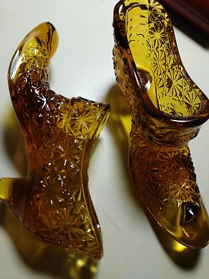 バンビー/フェアリー lot of 5 Vintage Amber Glass Shoe Slipper - Daisy & Button Pattern