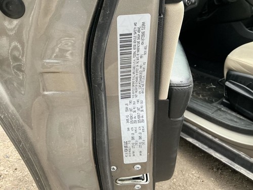 Driver Axle Shaft Rear Axle Fits 15-18 CHEROKEE 802945 - Picture 8 of 13