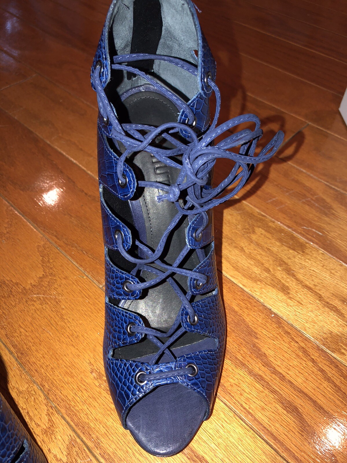 Picture 4 of 7