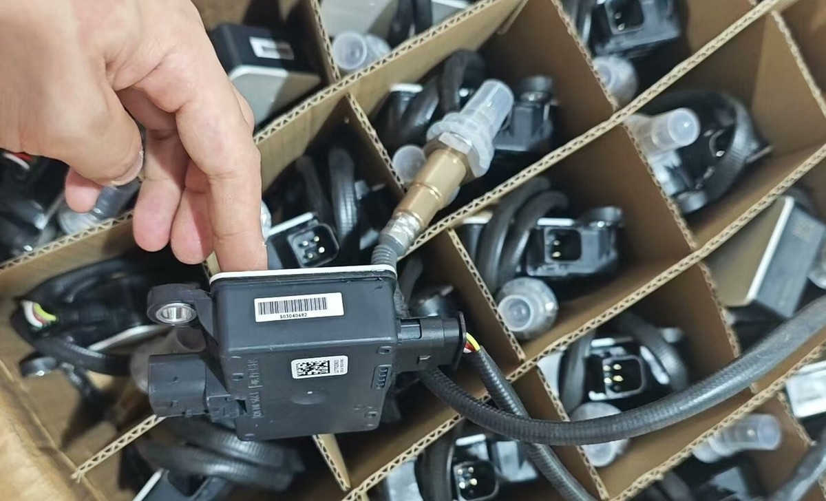 m8 12個 &m6 70個 Amazon.com: PT1572 PT2628 13580112 88986255 756911 Position