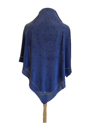 Exclusiv Design Stuttgart 100% Silk Scarf Blue Rearing Horse Square Wrap #A123