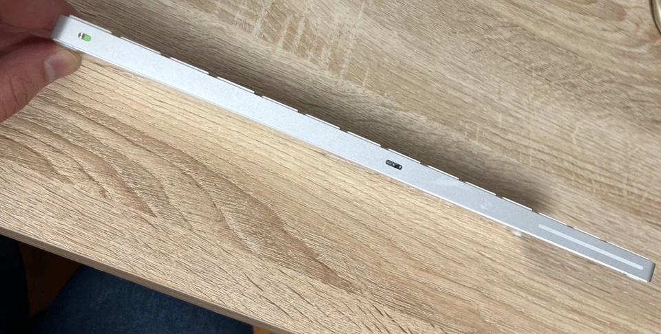 Apple Magic Wireless Keyboard 2 Tastatur A1644 Akku weiß silber Bluetooth QWERTZ - Bild 4 von 4